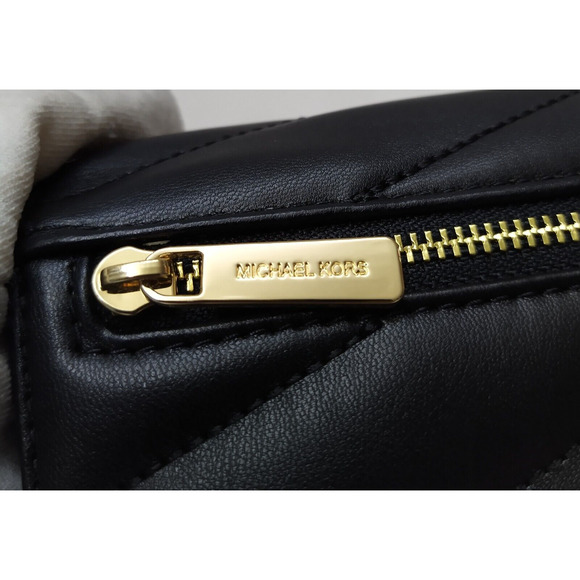 Michael Kors Jet Set Travel Black Quilted Leather Credit Card Fold Wallet - $298 - Picture 14 of 15